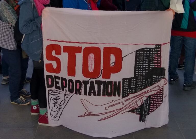 12.05.2019 Flughafen Berlin-Schönefeld: Demonstration gegen Abschiebungen und Abschiebehaft